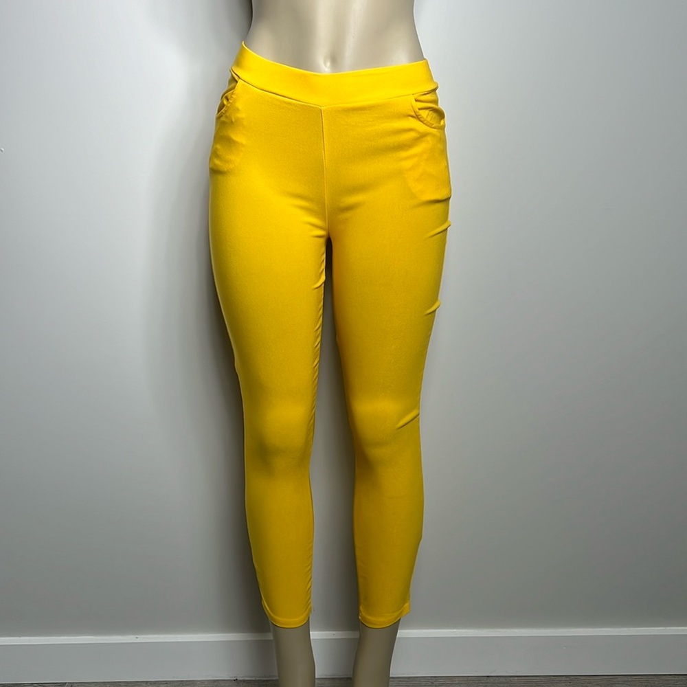 Buzz medium yellow stretchy pants